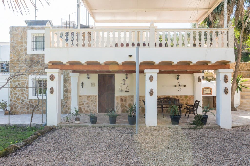 6 Zimmer Finca/Landgut zu verkaufen in Sant Joan de Labritja mit Pool Garage - 2.300.000 € (Ref: 9614749)