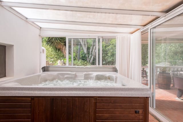 6 Zimmer Finca/Landgut zu verkaufen in Sant Joan de Labritja mit Pool Garage - 2.300.000 € (Ref: 9614749)