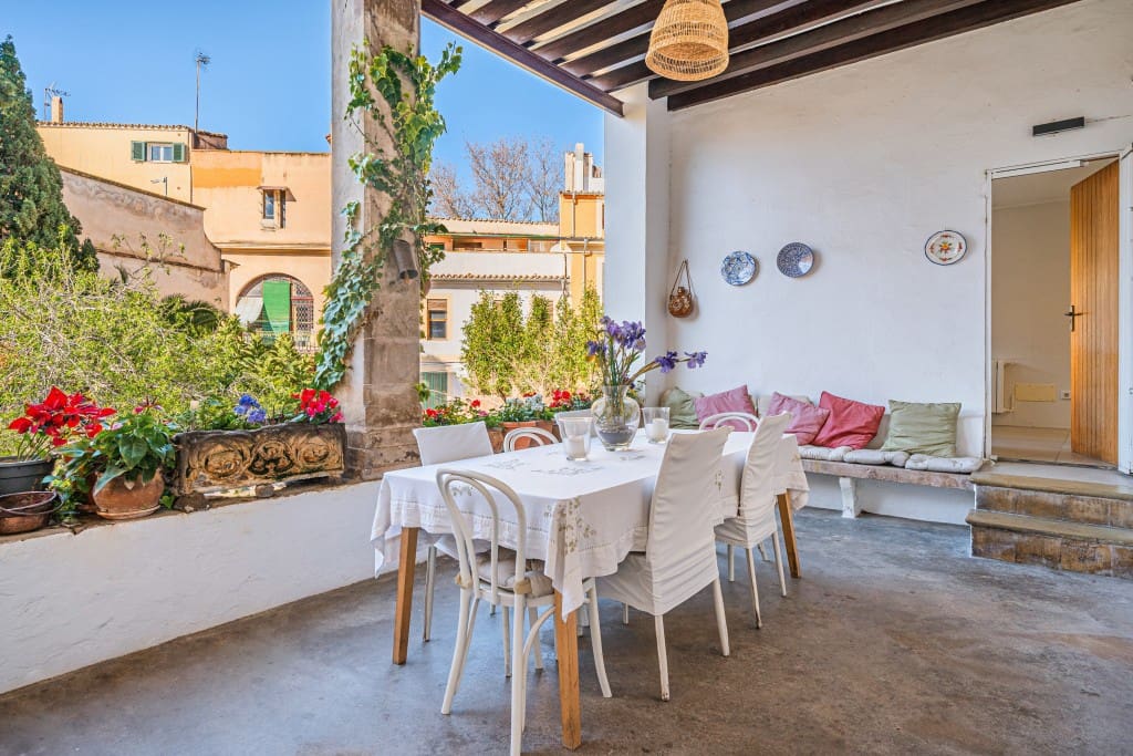 6 bedroom Apartment for sale in Palma de Mallorca - € 3,000,000 (Ref: 9625344)