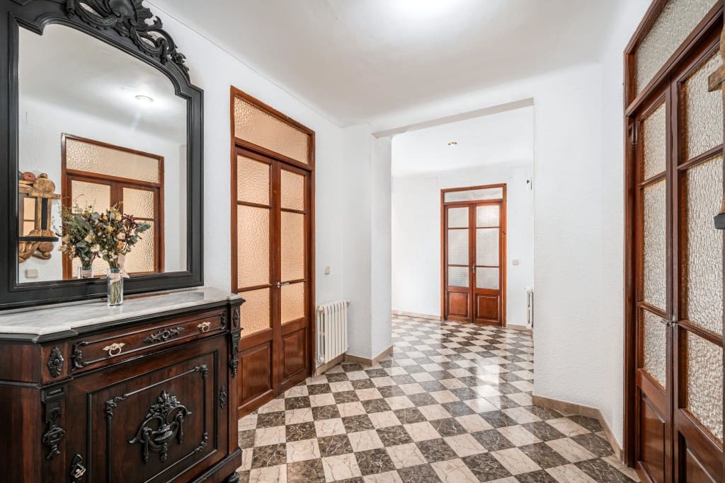 6 bedroom Apartment for sale in Palma de Mallorca - € 3,000,000 (Ref: 9625344)