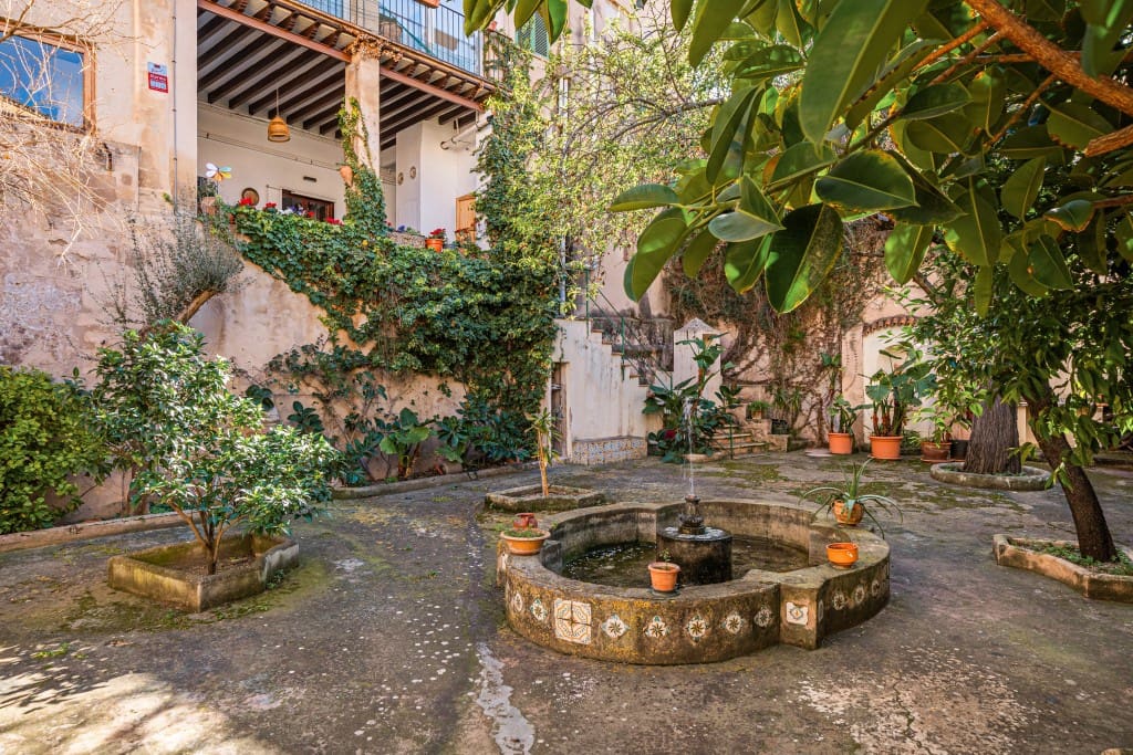 6 bedroom Apartment for sale in Palma de Mallorca - € 3,000,000 (Ref: 9625344)
