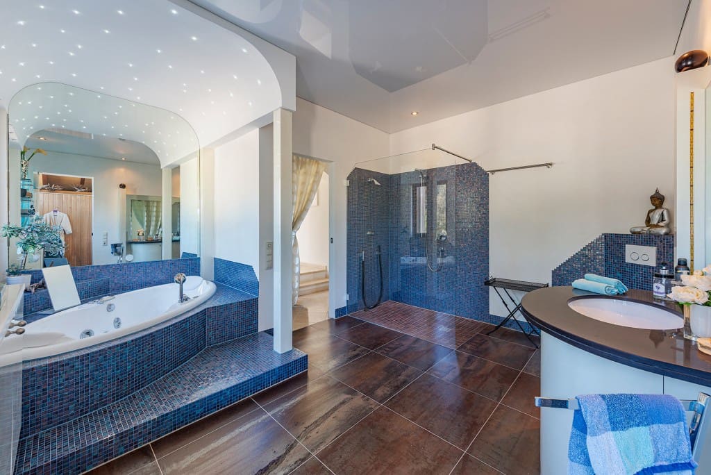 4 slaapkamer Villa te koop in Puntiro met zwembad - € 2.900.000 (Ref: 9636461)