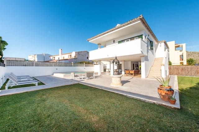 4 soverom Villa til salgs i Port de Pollença, Pollensa / Pollença med svømmebasseng - € 1 395 000 (Ref: 9647720)