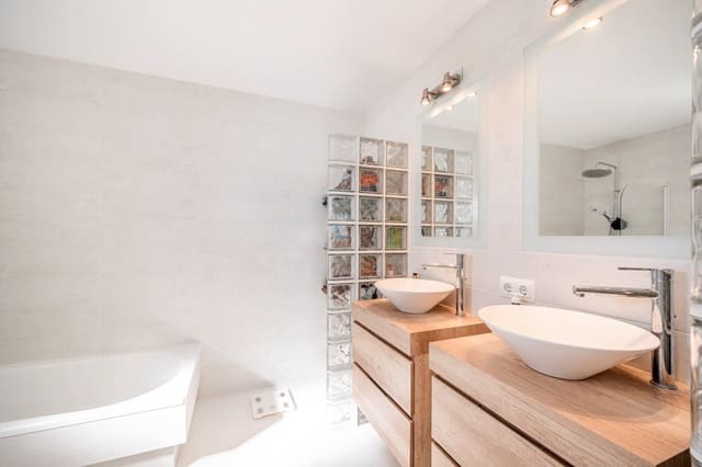 4 Zimmer Apartment zu verkaufen in San Agustín / Sant Agustí, Palma de Mallorca mit Pool - 1.600.000 € (Ref: 9647721)