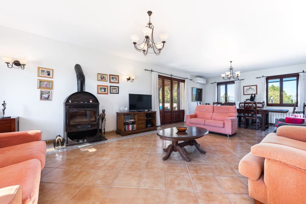 Finca/Casa Rural de 5 habitaciones en Felanitx en venta con piscina garaje - 1.350.000 € (Ref: 9655683)