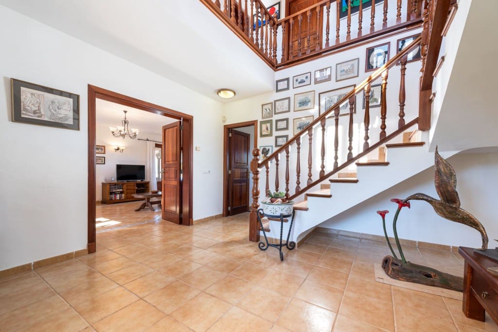 Finca/Casa Rural de 5 habitaciones en Felanitx en venta con piscina garaje - 1.350.000 € (Ref: 9655683)