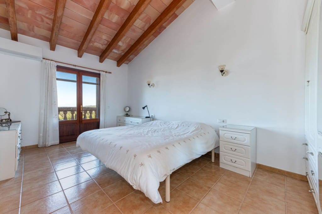 Finca/Casa Rural de 5 habitaciones en Felanitx en venta con piscina garaje - 1.350.000 € (Ref: 9655683)