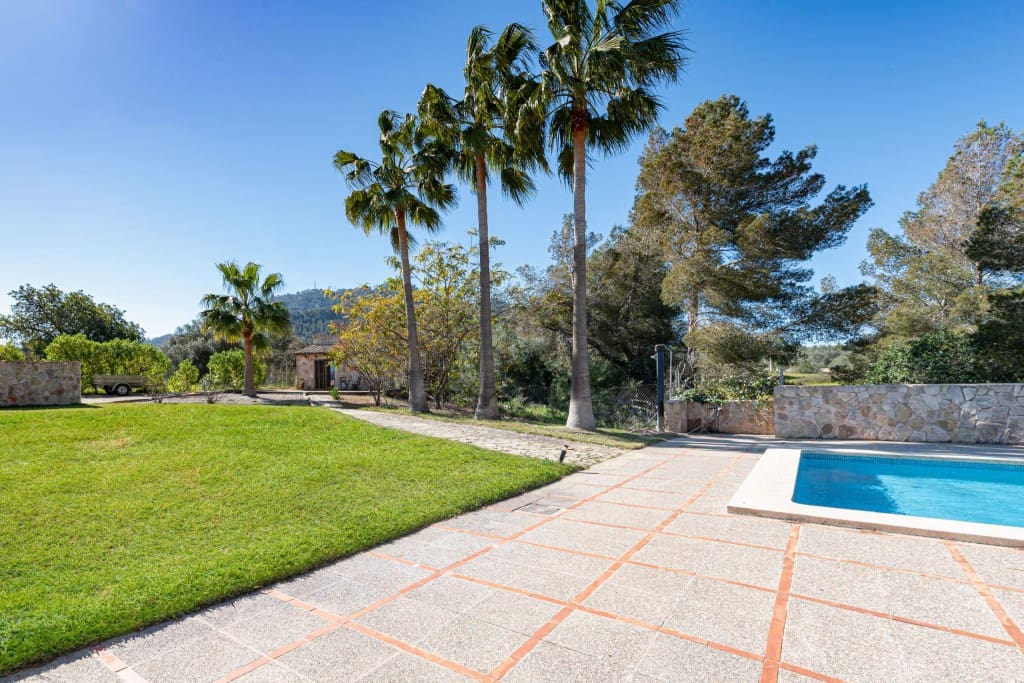 Finca/Casa Rural de 5 habitaciones en Felanitx en venta con piscina garaje - 1.350.000 € (Ref: 9655683)