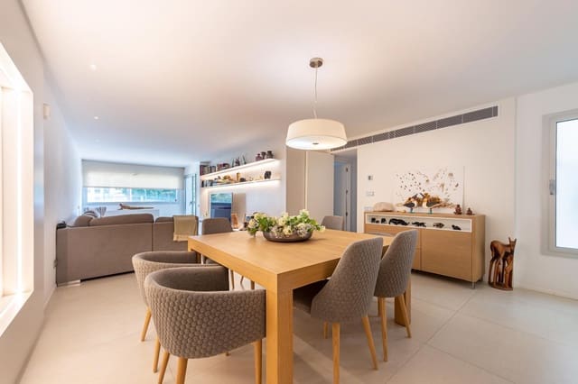 4 Zimmer Apartment zu verkaufen in Ibiza / Eivissa Stadt mit Pool - 1.190.000 € (Ref: 9658358)