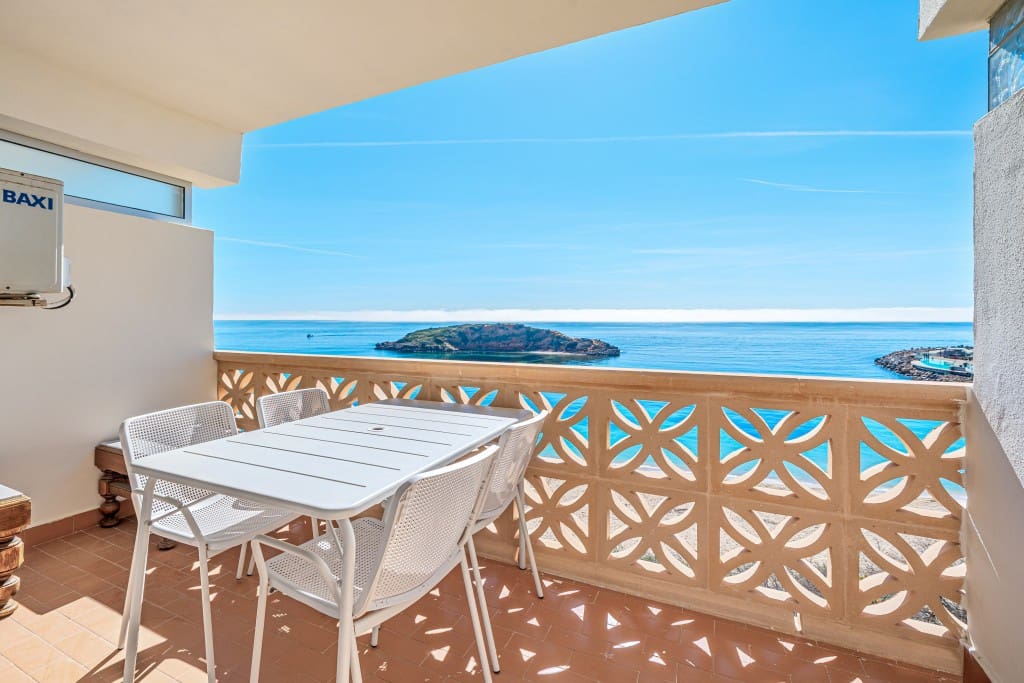 Estudio de 1 habitación en Puerto Portals en venta - 295.000 € (Ref: 9665939)