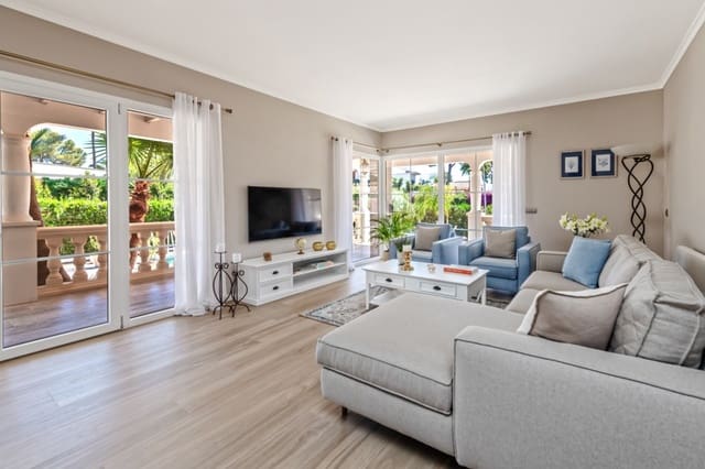 6 soverom Villa til salgs i Palmanova, Calvià med svømmebasseng - € 2 950 000 (Ref: 9679492)