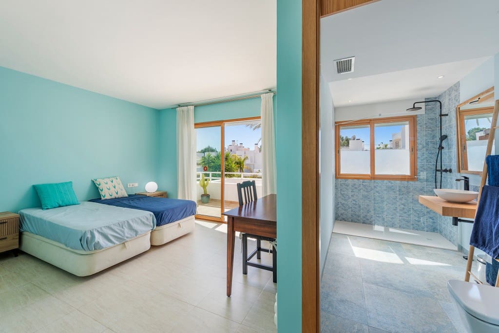 4 bedroom Semi-detached Villa for sale in Pollensa / Pollenca with pool garage - € 1,495,000 (Ref: 9694721)