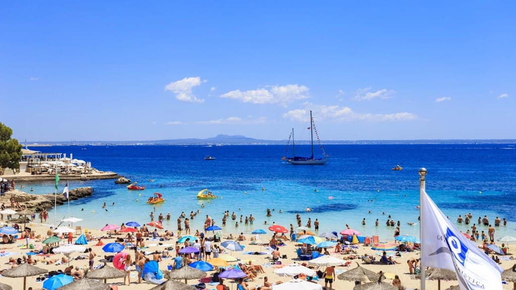 2 bedroom Apartment for sale in Illetas with pool garage - € 1,295,000 (Ref: 9700445)