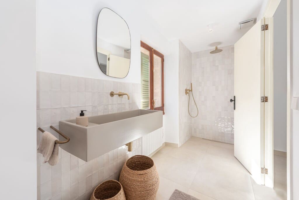 3 bedroom Townhouse for sale in Alcudia - € 1,190,000 (Ref: 9711113)