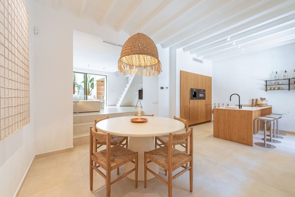 3 bedroom Townhouse for sale in Alcudia - € 1,190,000 (Ref: 9711113)