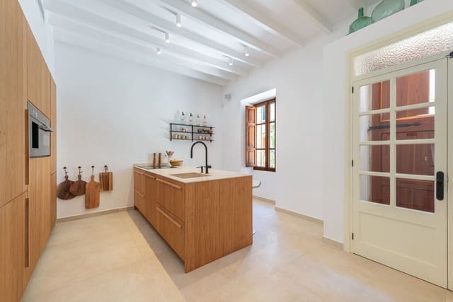 3 chambre Maison de Ville à vendre à Alcúdia - 1 190 000 € (Ref: 9711113)