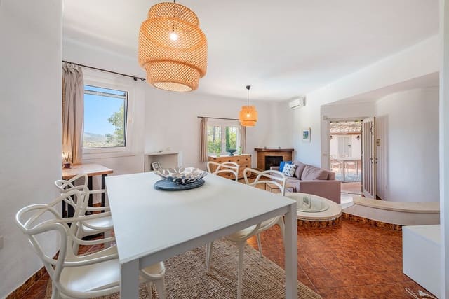 2 bedroom Villa for sale in Campanet with pool - € 625,000 (Ref: 9711114)