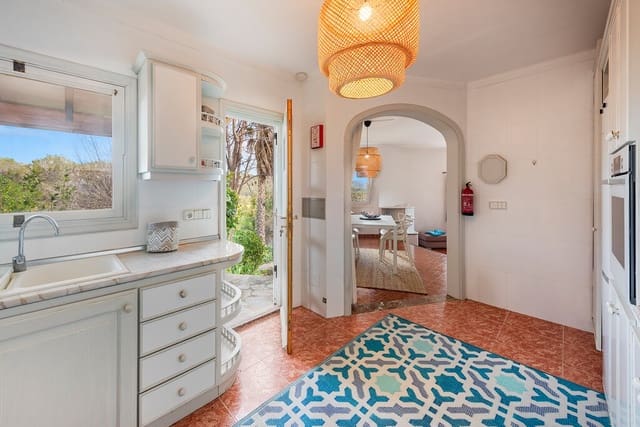 2 bedroom Villa for sale in Campanet with pool - € 625,000 (Ref: 9711114)