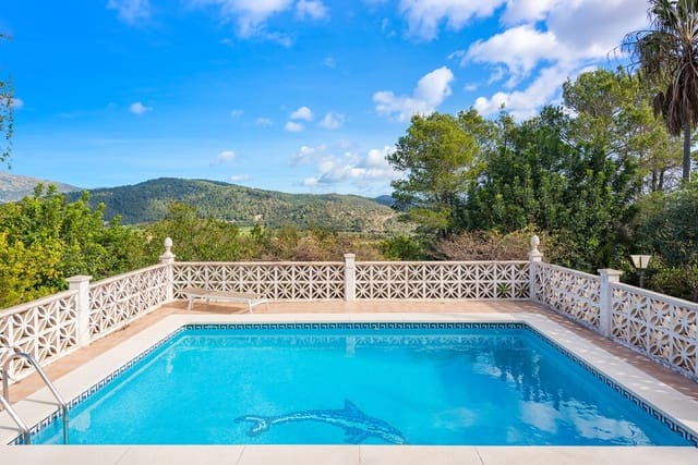 2 bedroom Villa for sale in Campanet with pool - € 625,000 (Ref: 9711114)