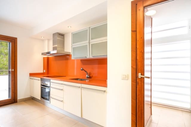 2 sovrum Lägenhet till salu i Port de Pollença, Pollensa / Pollença med pool - 550 000 € (Ref: 9714533)