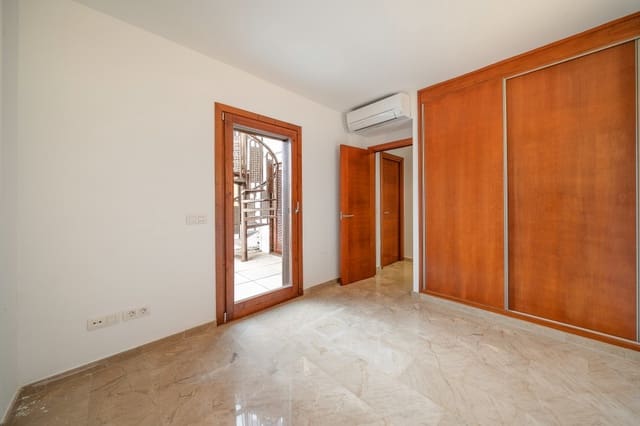 2 sovrum Lägenhet till salu i Port de Pollença, Pollensa / Pollença med pool - 550 000 € (Ref: 9714533)