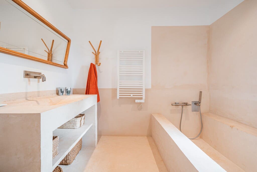 5 bedroom Finca/Country House for sale in Ses Salines with pool - € 3,450,000 (Ref: 9731751)