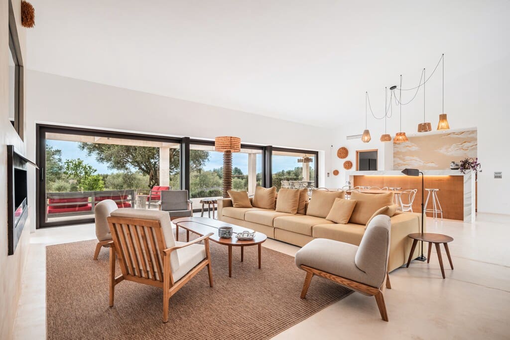 5 bedroom Finca/Country House for sale in Ses Salines with pool - € 3,450,000 (Ref: 9731751)