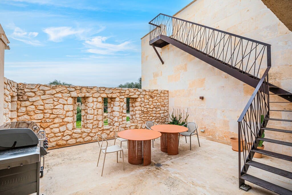 5 bedroom Finca/Country House for sale in Ses Salines with pool - € 3,450,000 (Ref: 9731751)