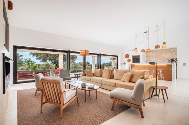 5 bedroom Finca/Country House for sale in Ses Salines with pool - € 3,450,000 (Ref: 9731751)