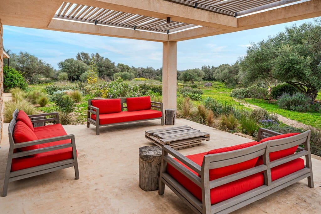 5 bedroom Finca/Country House for sale in Ses Salines with pool - € 3,450,000 (Ref: 9731751)