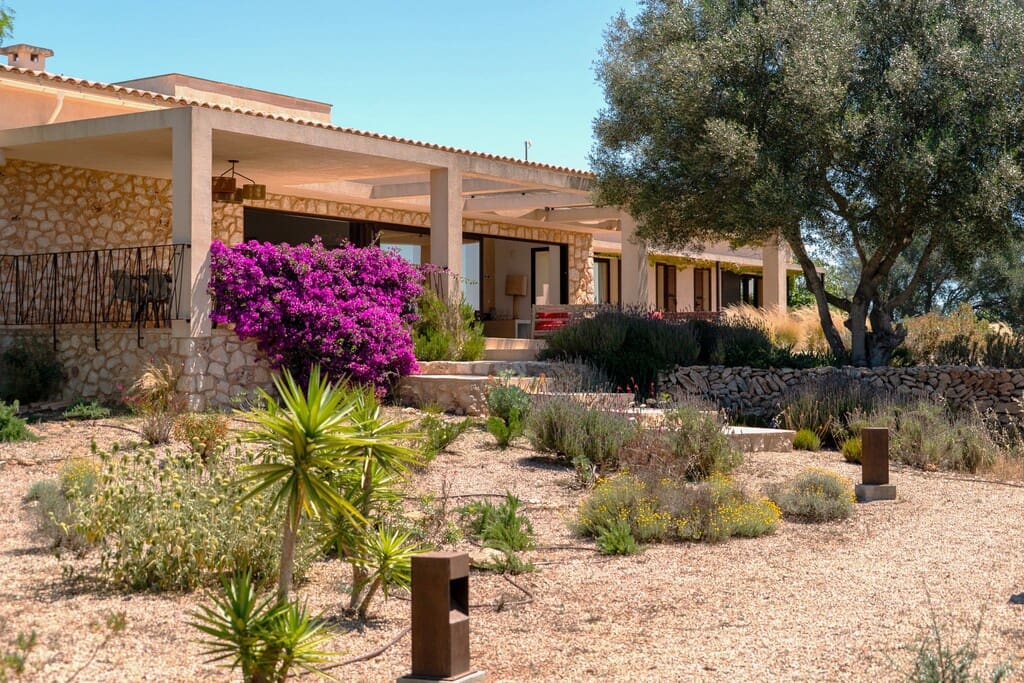5 bedroom Finca/Country House for sale in Ses Salines with pool - € 2,900,000 (Ref: 9731751)