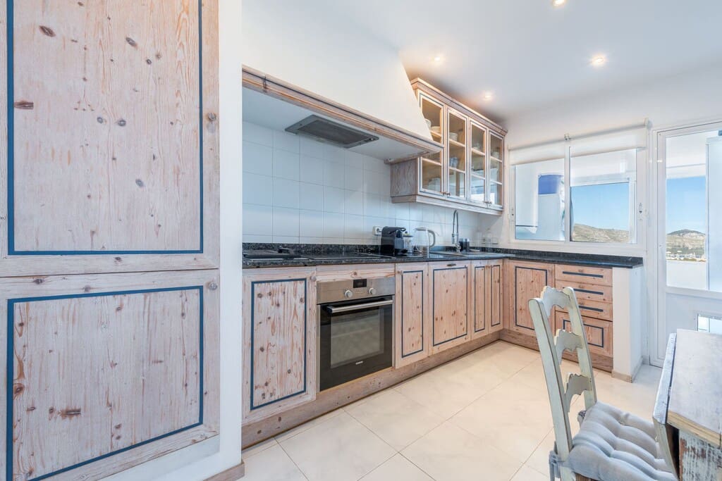 2 bedroom Apartment for sale in Pollensa / Pollenca with pool - € 815,000 (Ref: 9738329)