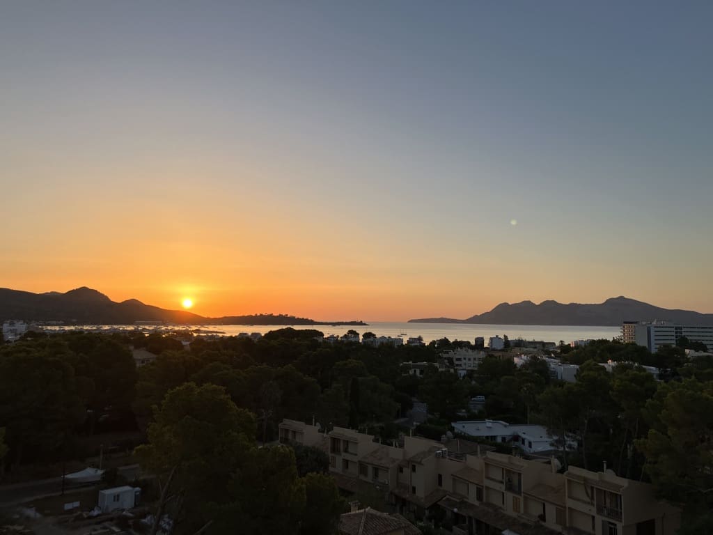 2 bedroom Apartment for sale in Pollensa / Pollenca with pool - € 815,000 (Ref: 9738329)