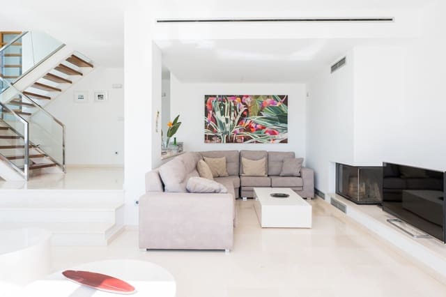 3 bedroom Villa for sale in Cala Vadella, San Jose / Sant Josep de Sa Talaia with pool - € 5,000,000 (Ref: 9770364)