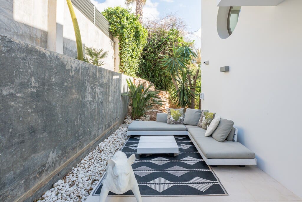 3 bedroom Villa for sale in Cala Vadella with pool - € 5,000,000 (Ref: 9770364)