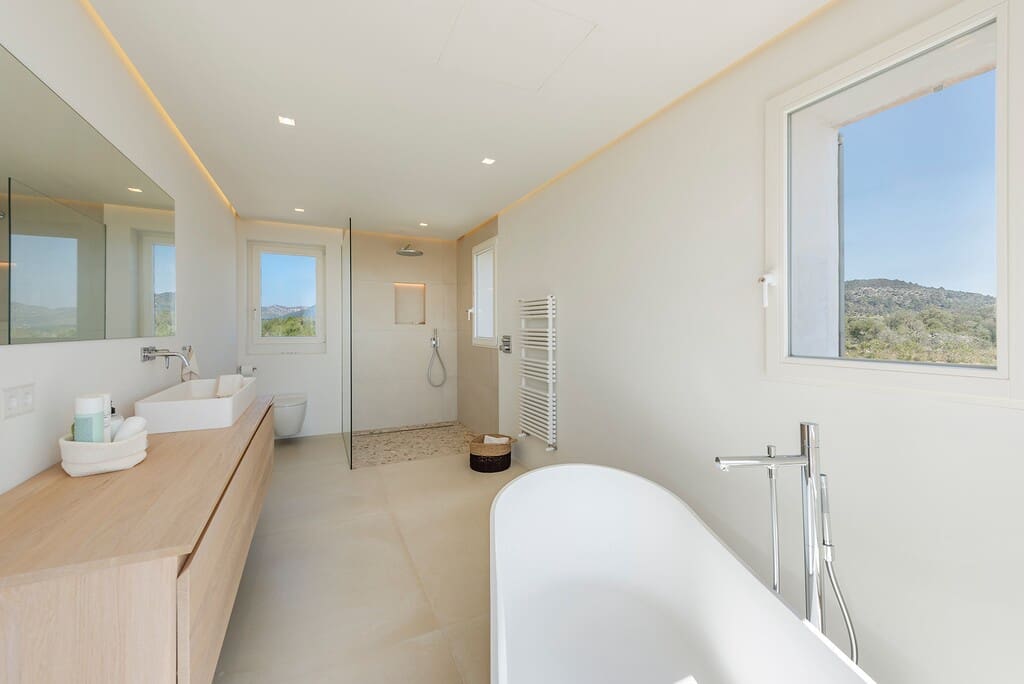 4 chambre Finca/Maison de Campagne à vendre à Sant Llorenc des Cardassar avec piscine garage - 3 400 000 € (Ref: 9770365)