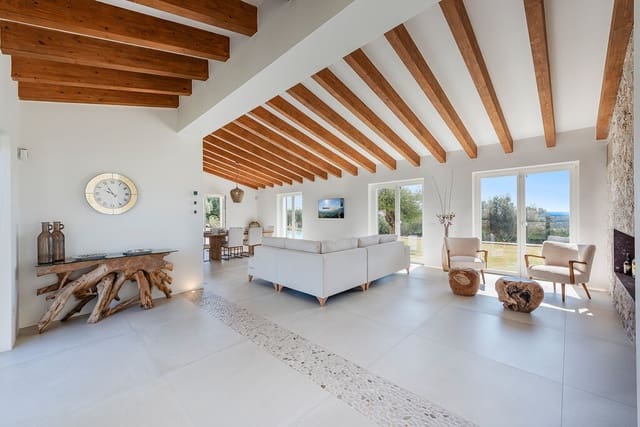 4 chambre Finca/Maison de Campagne à vendre à Sant Llorenç des Cardassar avec piscine garage - 3 400 000 € (Ref: 9770365)