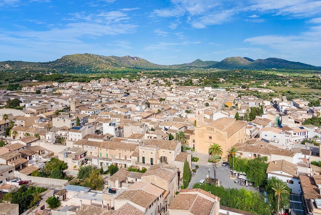 4 chambre Finca/Maison de Campagne à vendre à Sant Llorenc des Cardassar avec piscine garage - 3 400 000 € (Ref: 9770365)