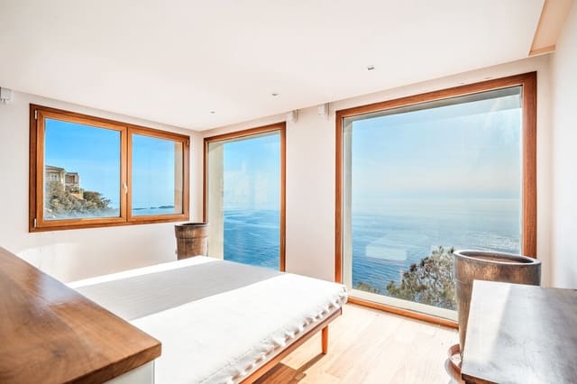 5 soveværelse Villa til salg i El Toro / Port Adriano, Calvià med swimmingpool - € 7.500.000 (Ref: 9780271)