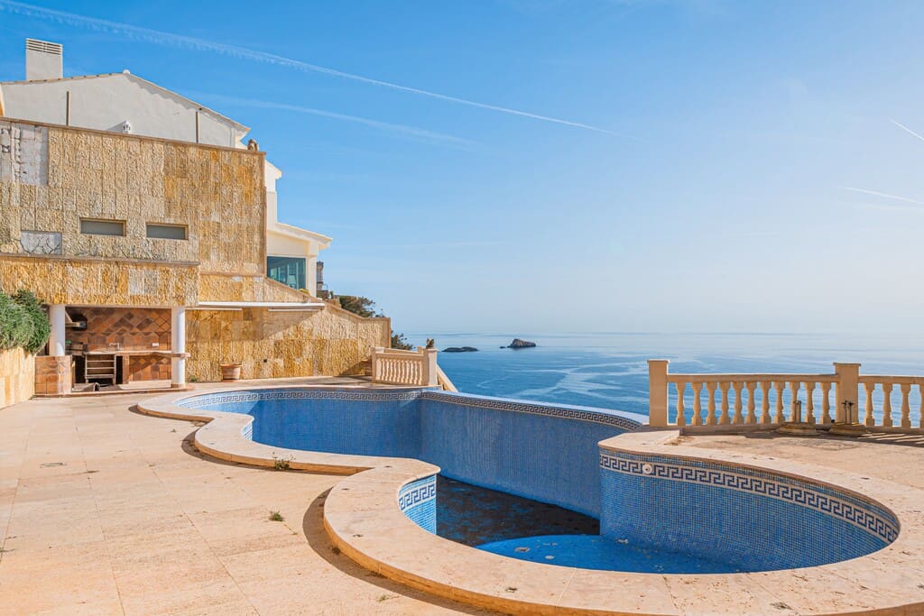 5 bedroom Villa for sale in El Toro / Port Adriano with pool - € 7,500,000 (Ref: 9780271)