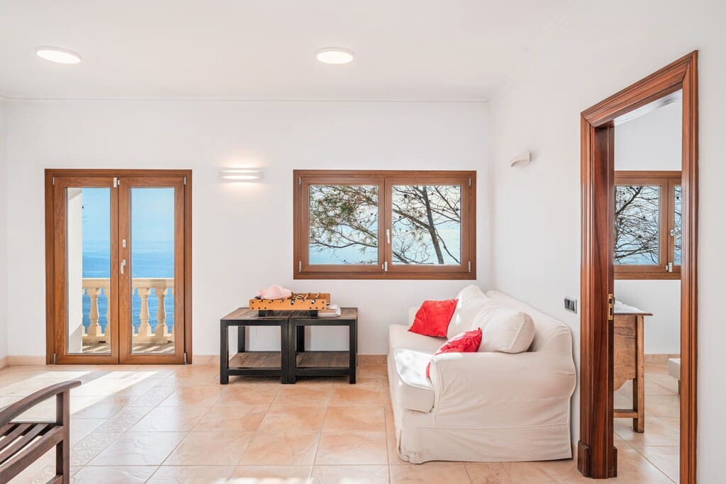 5 bedroom Villa for sale in El Toro / Port Adriano with pool - € 7,500,000 (Ref: 9780271)