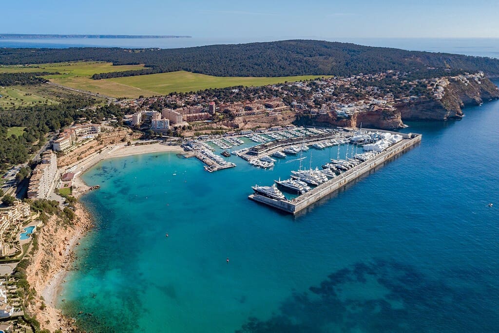 5 bedroom Villa for sale in El Toro / Port Adriano with pool - € 7,500,000 (Ref: 9780271)