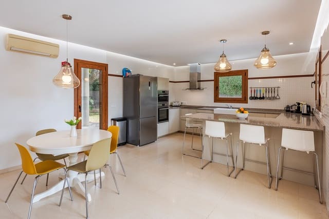 4 sypialnia Willa na sprzedaż w Pollensa / Pollença z basenem garażem - 1 470 000 € (Ref: 9784501)