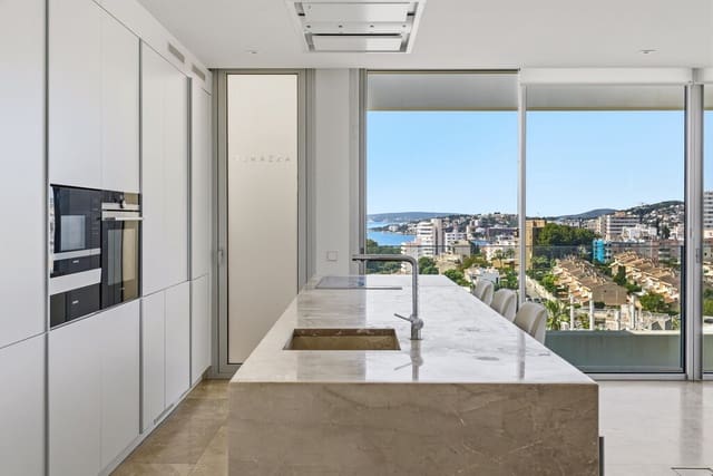 Ático de 3 habitaciones en La Bonanova, Palma de Mallorca en venta con piscina - 2.000.000 € (Ref: 9787802)
