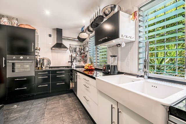 Apartamento de 3 habitaciones en Bendinat, Calvià en venta con piscina - 780.000 € (Ref: 9804091)