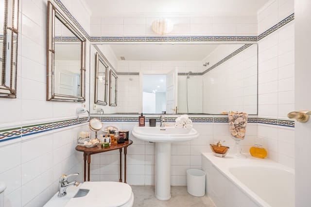 Apartamento de 3 habitaciones en Bendinat, Calvià en venta con piscina - 780.000 € (Ref: 9804091)