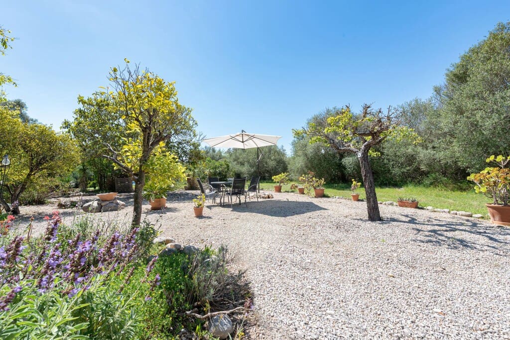 3 sovrum Finca/Hus på landet till salu i Buger med pool - 725 000 € (Ref: 9811369)