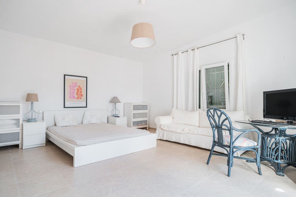 4 bedroom Villa for sale in Cala Murada with pool - € 2,150,000 (Ref: 9815684)