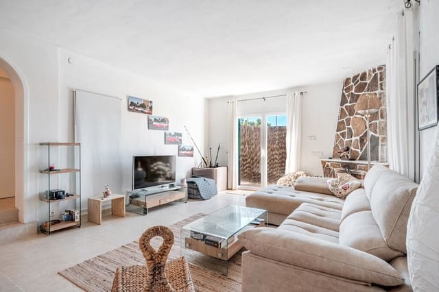 4 bedroom Villa for sale in Cala Murada, Manacor with pool - € 2,150,000 (Ref: 9815684)