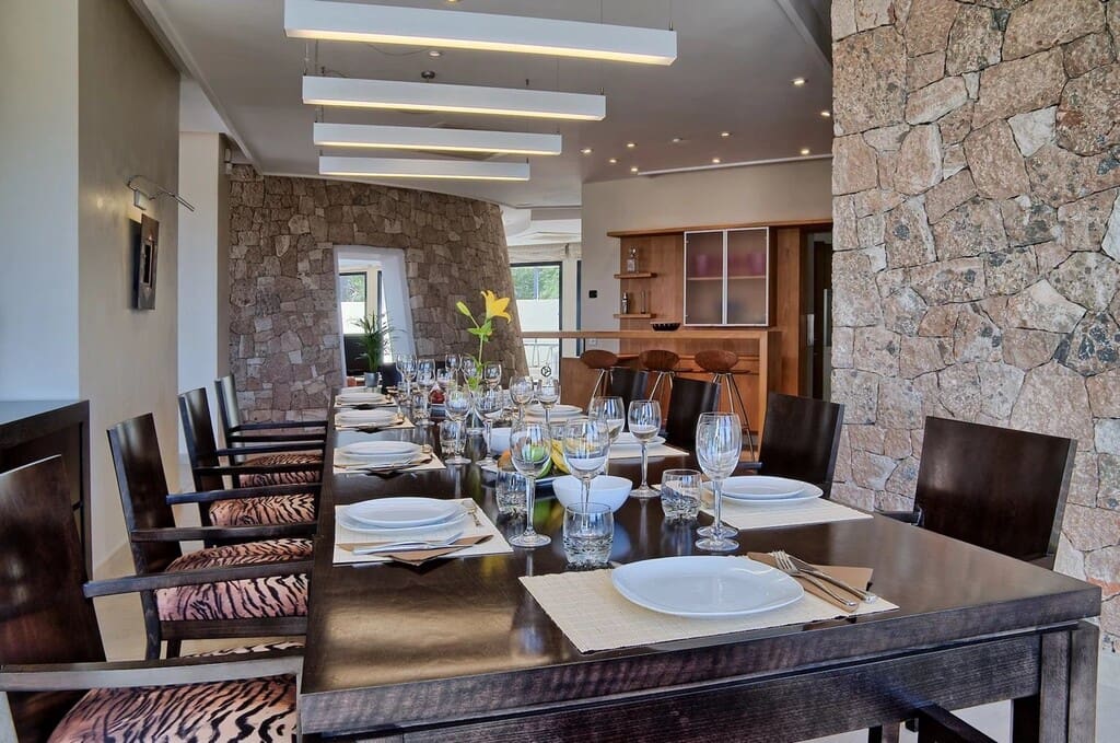 3 bedroom Villa for sale in San Jose / Sant Josep de Sa Talaia with pool - € 7,350,000 (Ref: 9842701)